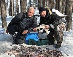 Приглашаем на зимнюю рыбалку - рыболовная база Сибирская рыбалка